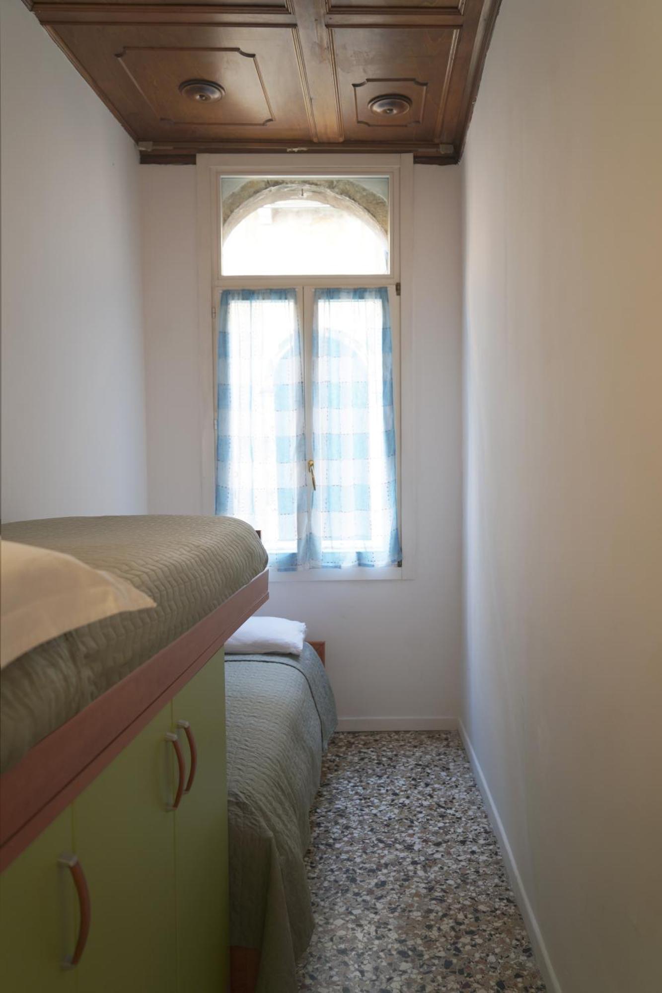 Melusina Apartments Rialto Venezia Esterno foto