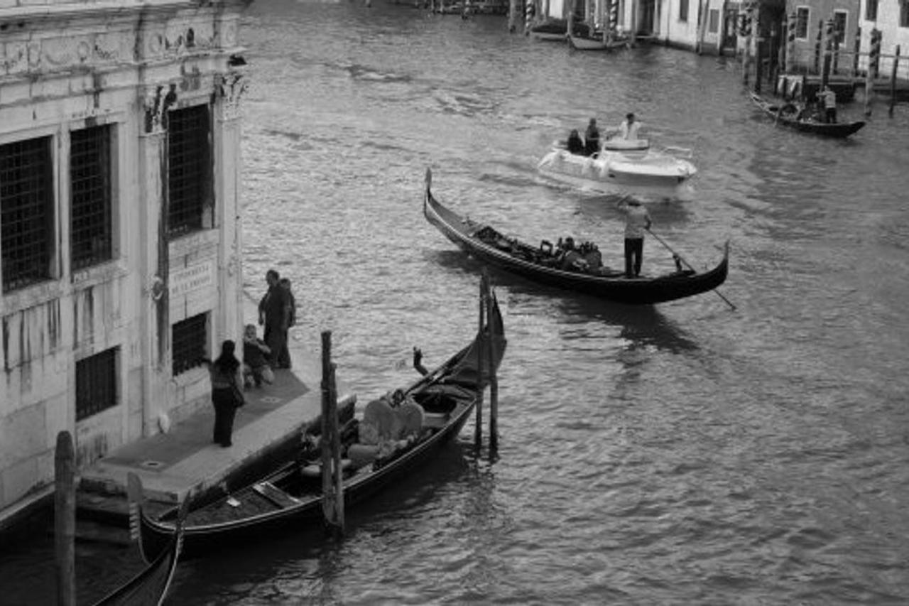 Melusina Apartments Rialto Venezia Esterno foto